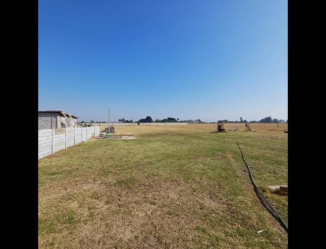 2.80HA SMALLHOLDING FOR SALE IN BOLTONWOLD
